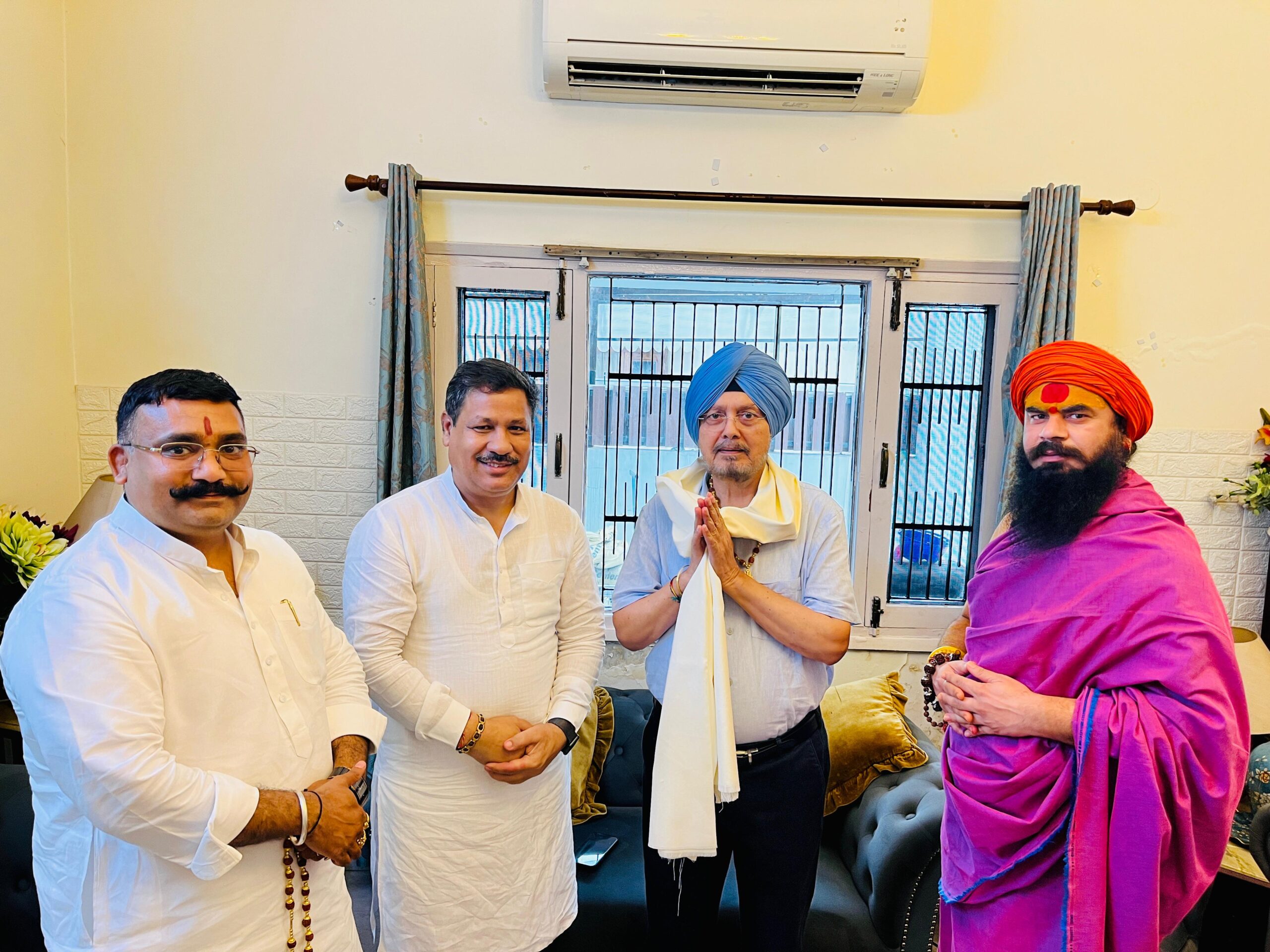 मुकेश गांधी ने ‘वन नेशन वन इलेक्शन’ पंजाब कन्वीनर एस.एस. चन्नी से की मुलाकात, दिया पूर्ण सहयोग का भरोसा