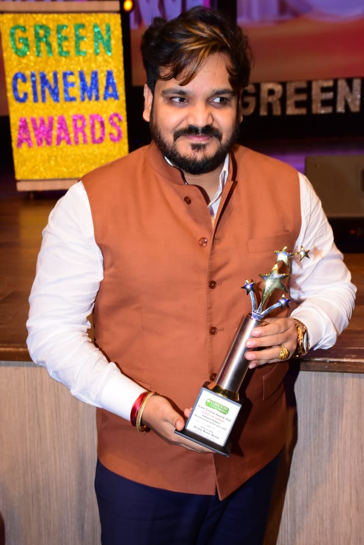 रूपेश पाण्डेय को मिला आइकन बिजनेसमैन ऑफ द ईयर – 7वें ग्रीन सिनेमा अवार्ड्स मुंबई में
