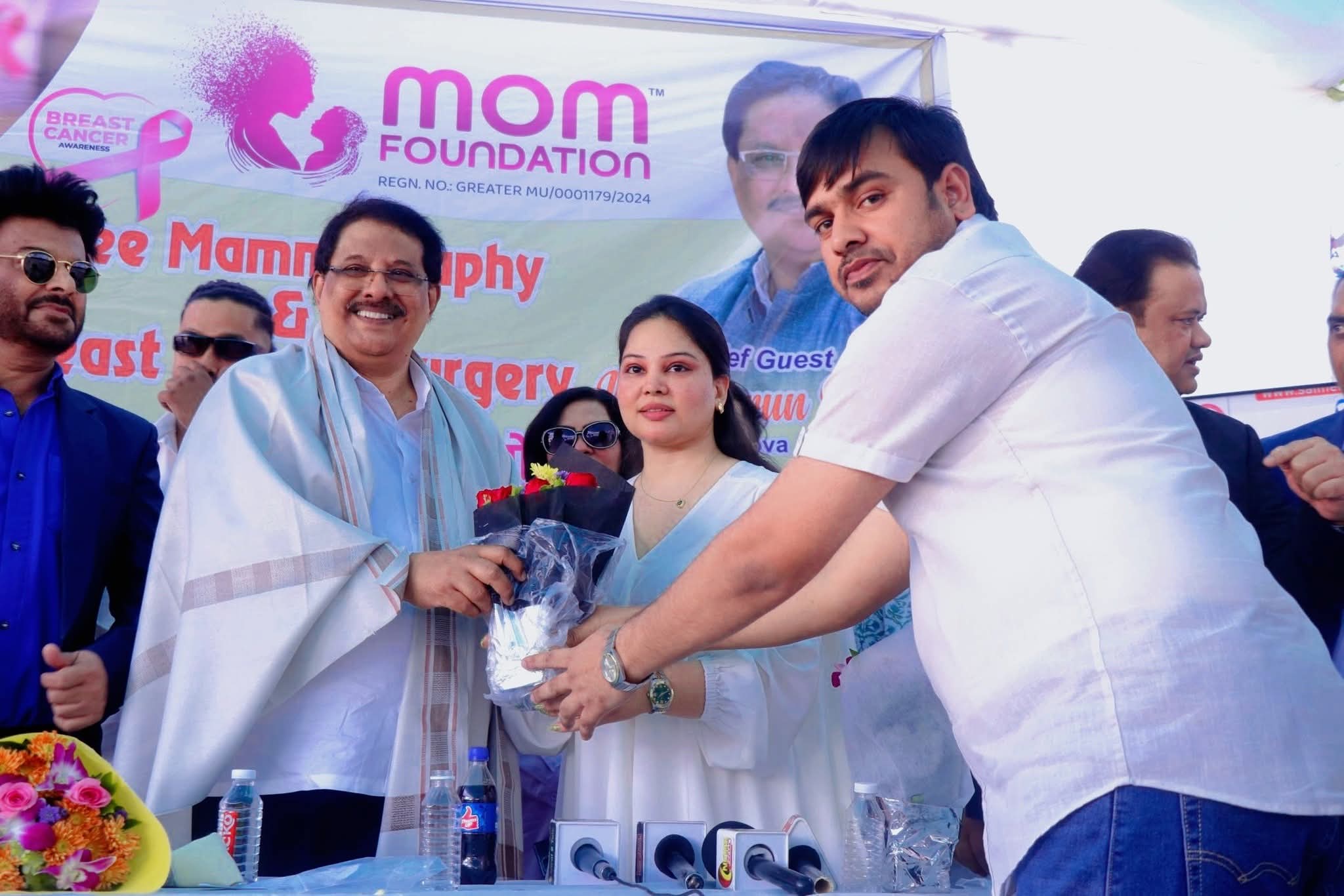 हारून राशिद खान ने ज़ारा खान की मोम फाउंडेशन के निःशुल्क स्वास्थ्य शिविर में पहुचे.